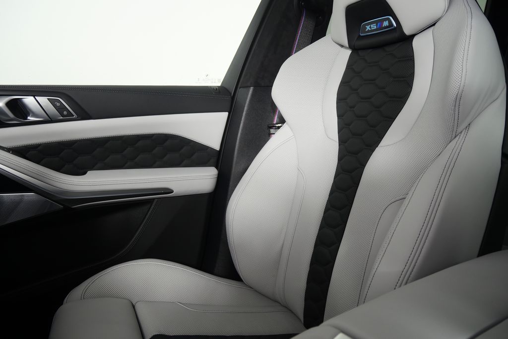 Thumbnail: 2026 BMW X5 - 26