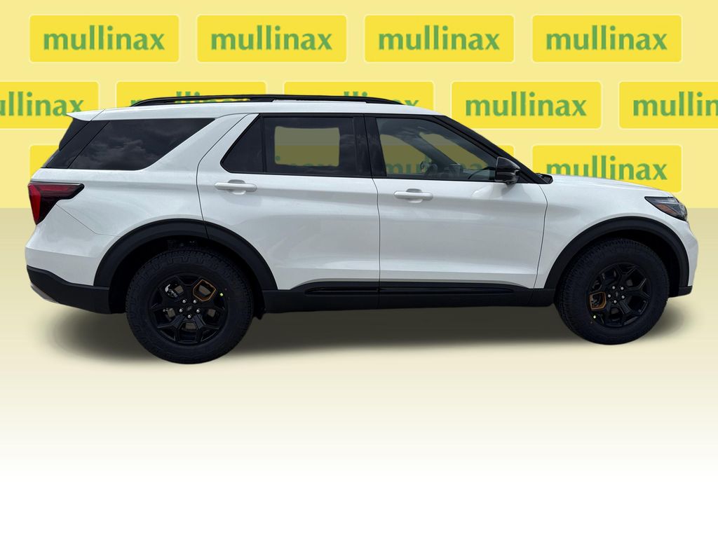 New 2026 White Ford Tremor image 16