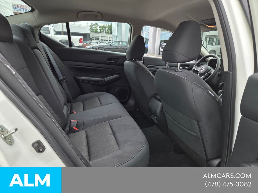 2025 Nissan Altima SV - Photo 15