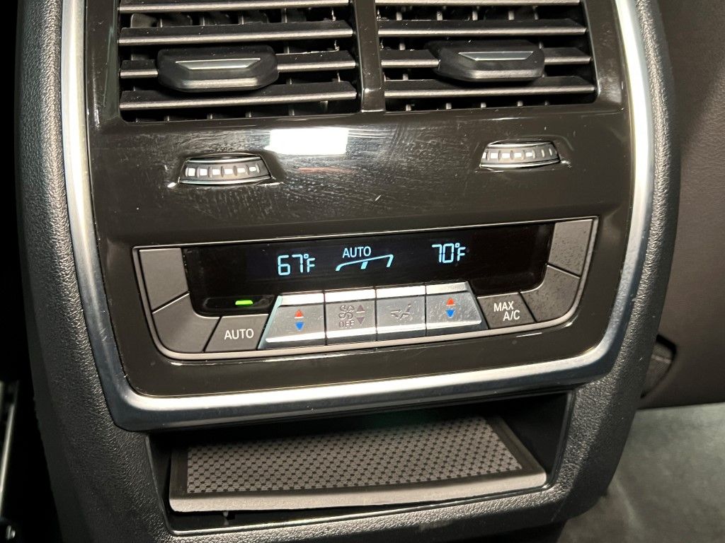 Thumbnail: 2023 BMW X5 - 21