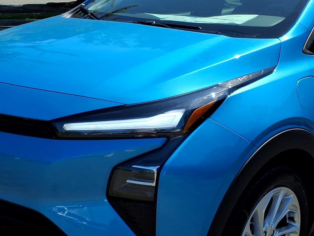 ChevroletBolt EV25