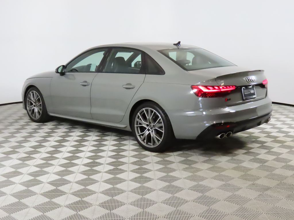 Thumbnail: 2022 Audi S4 - 3
