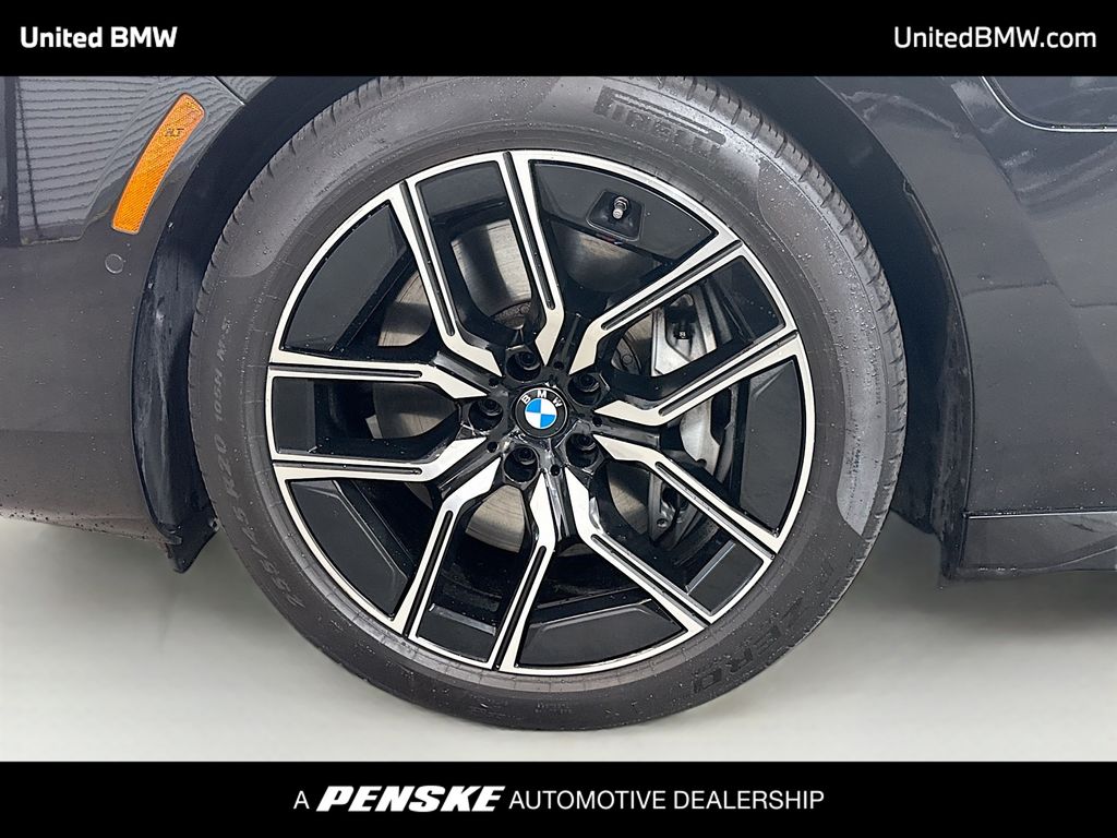 Thumbnail: 2024 BMW 7 Series - 2