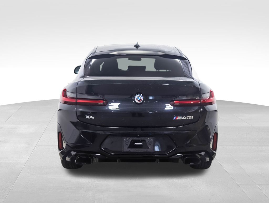 Thumbnail: 2023 BMW X4 - 4