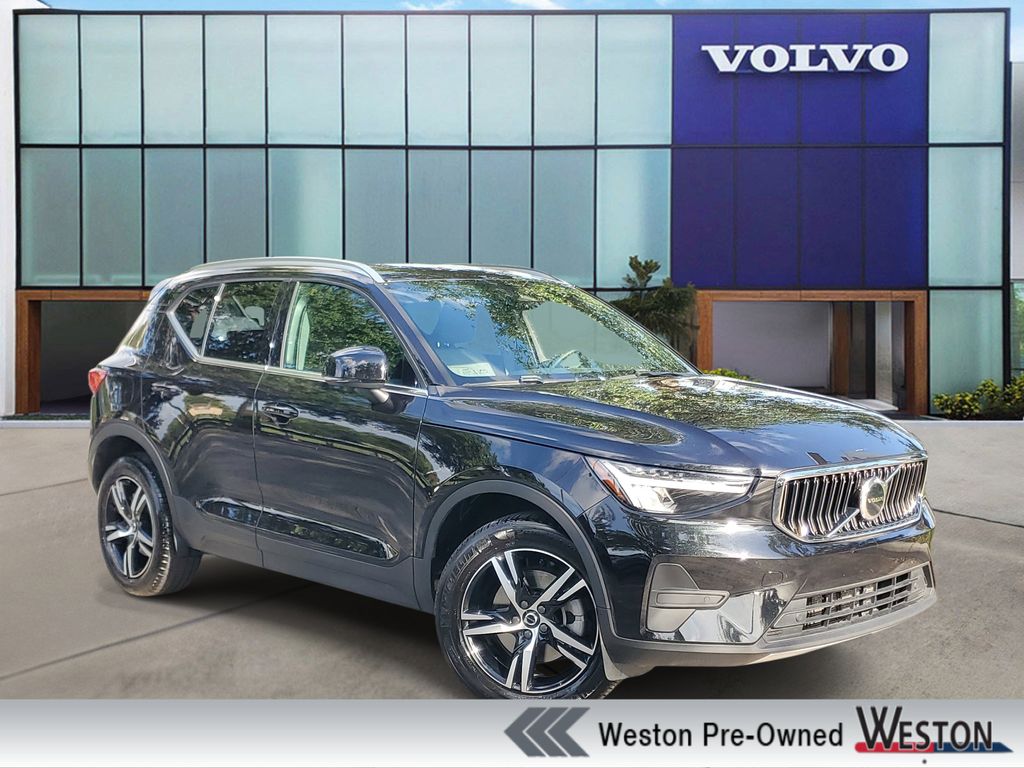 used 2025 Volvo XC40 car, priced at $28,595