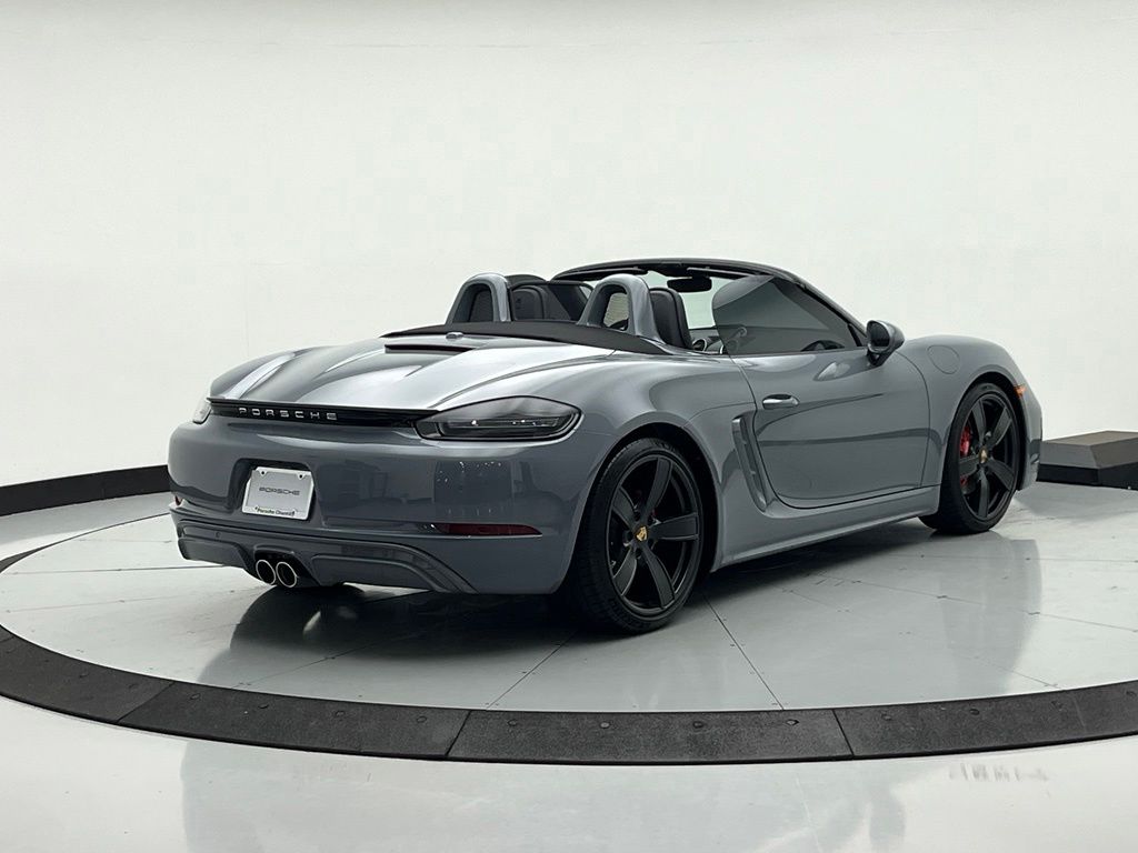 Thumbnail: 2024 Porsche 718 Boxster - 10