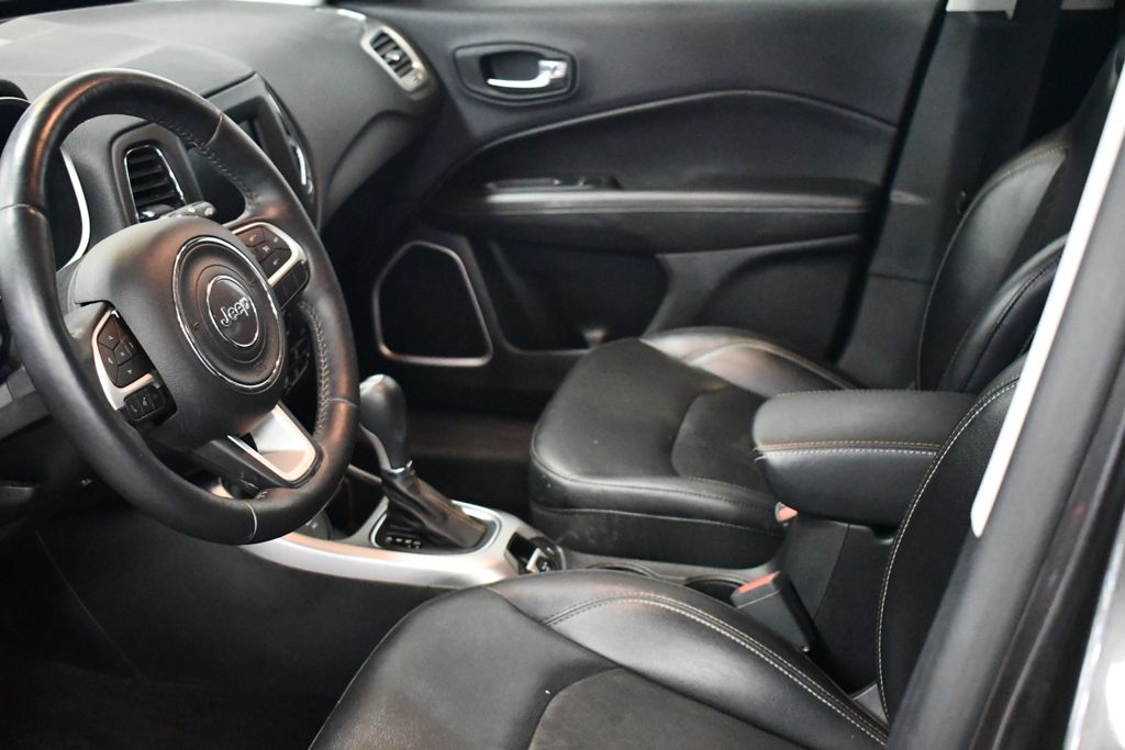 Thumbnail: 2018 Jeep Compass - 27