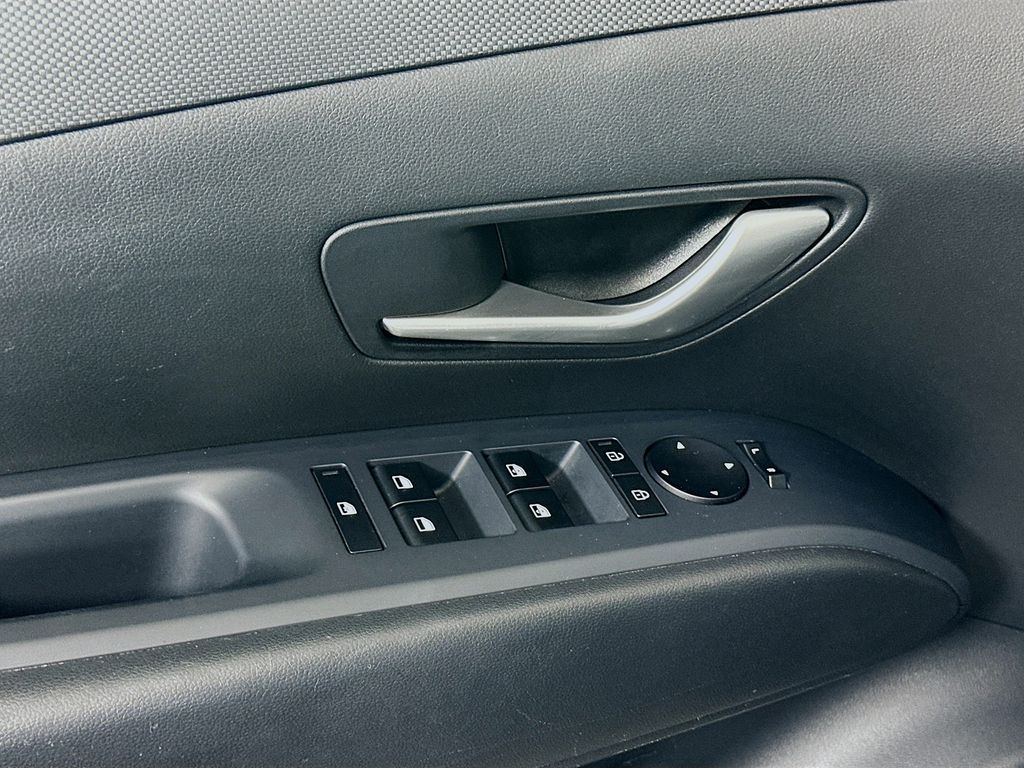 Thumbnail: 2025 Hyundai Tucson - 17