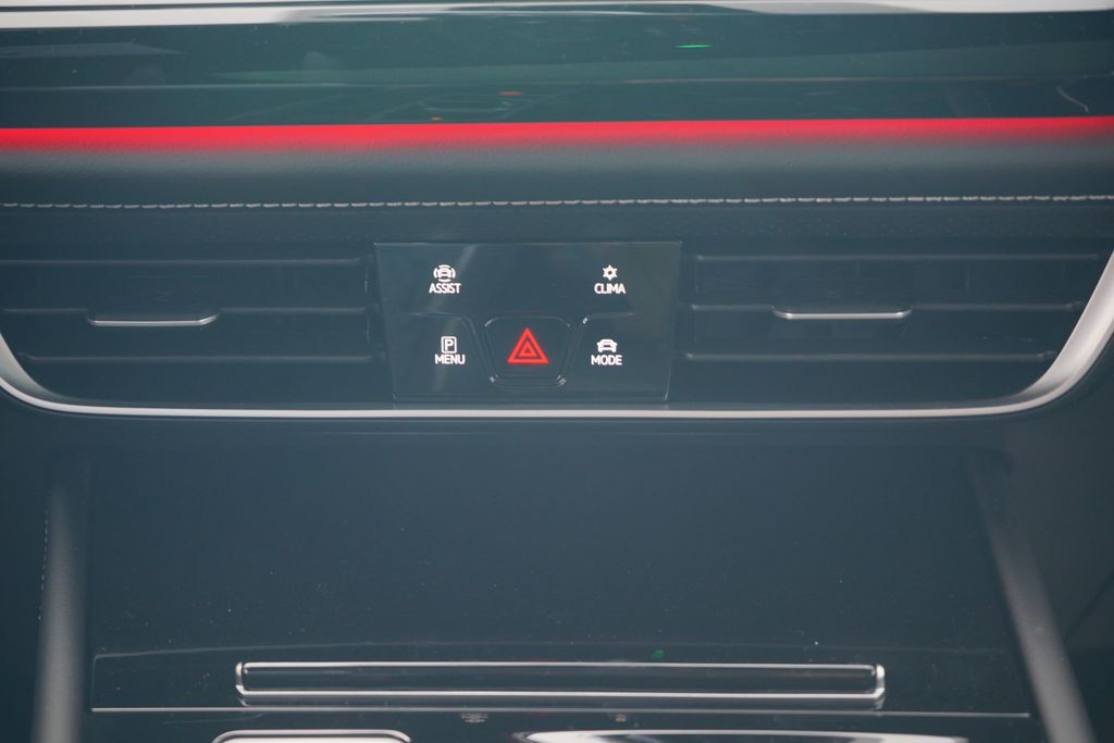 Thumbnail: 2026 Volkswagen Atlas - 25
