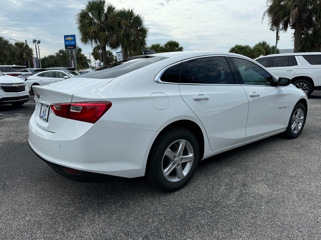 2024 Chevrolet Malibu LS 8