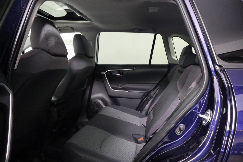 Thumbnail: 2025 Toyota RAV4 - 6