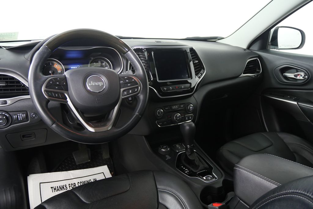 Thumbnail: 2019 Jeep Cherokee - 20