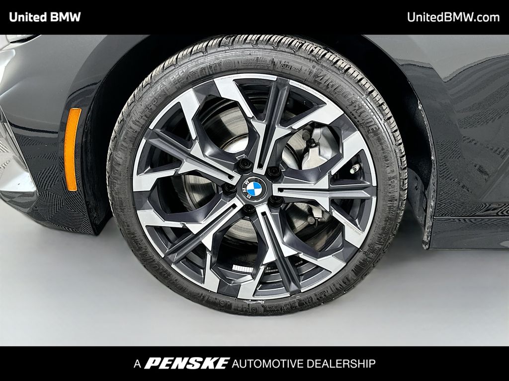 Thumbnail: 2025 BMW 3 Series - 32