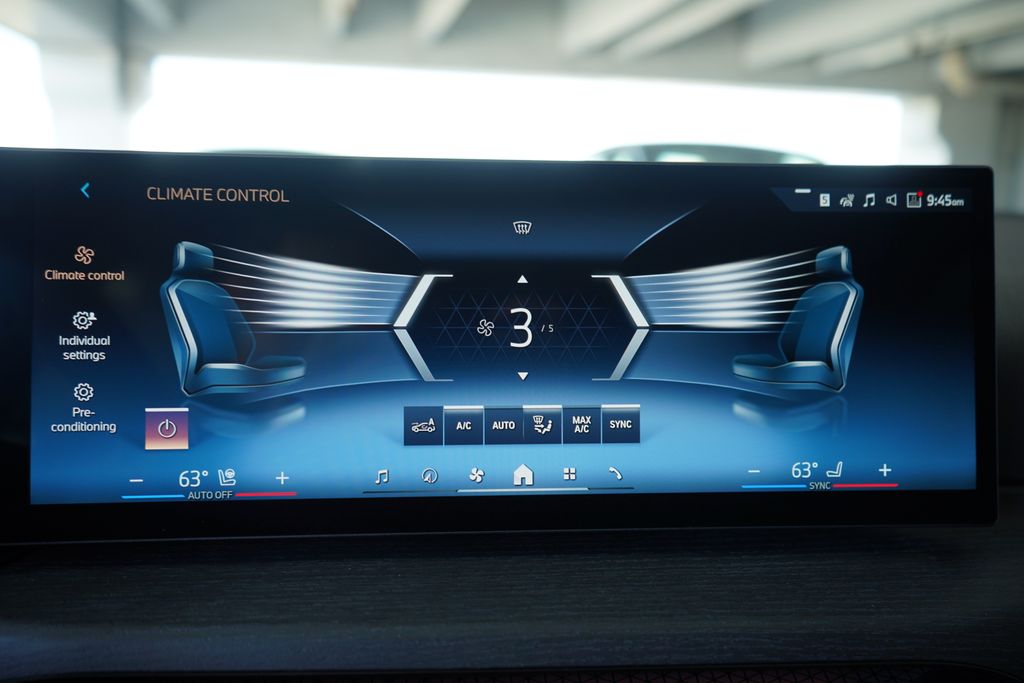 Thumbnail: 2026 BMW 3 Series - 18