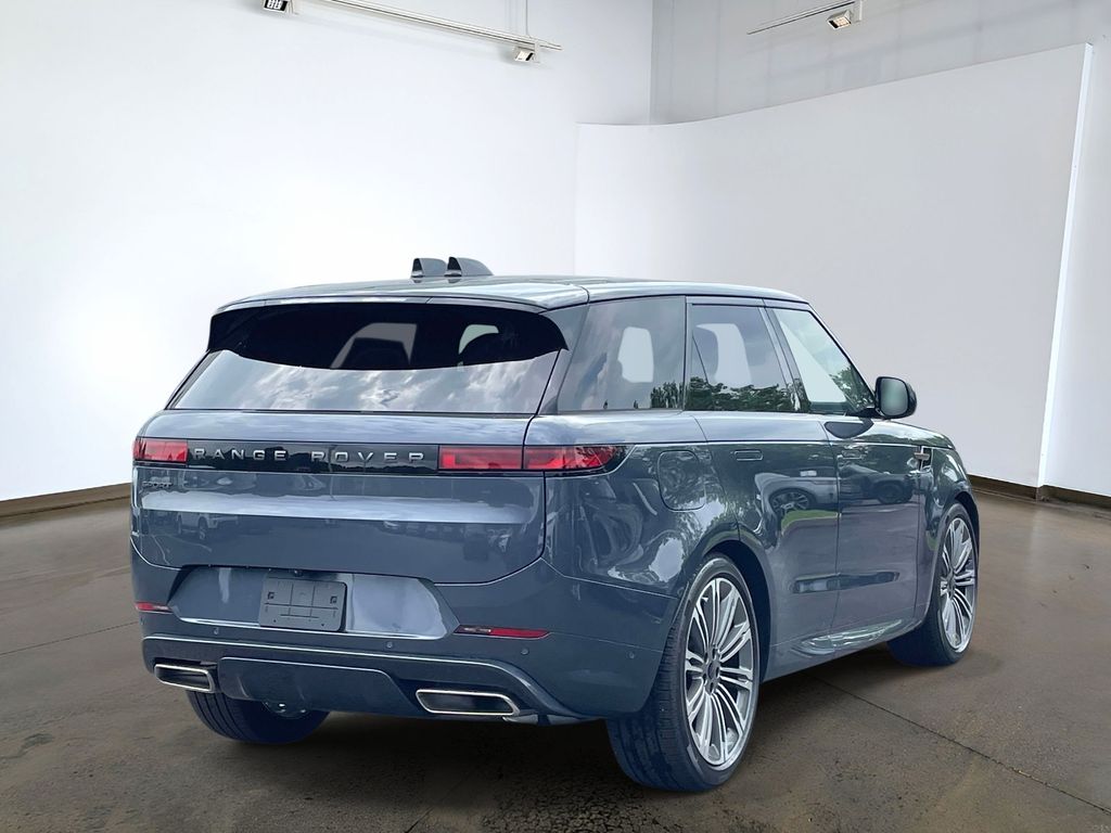 New 2026 Blue Land Rover Dynamic SE image 4