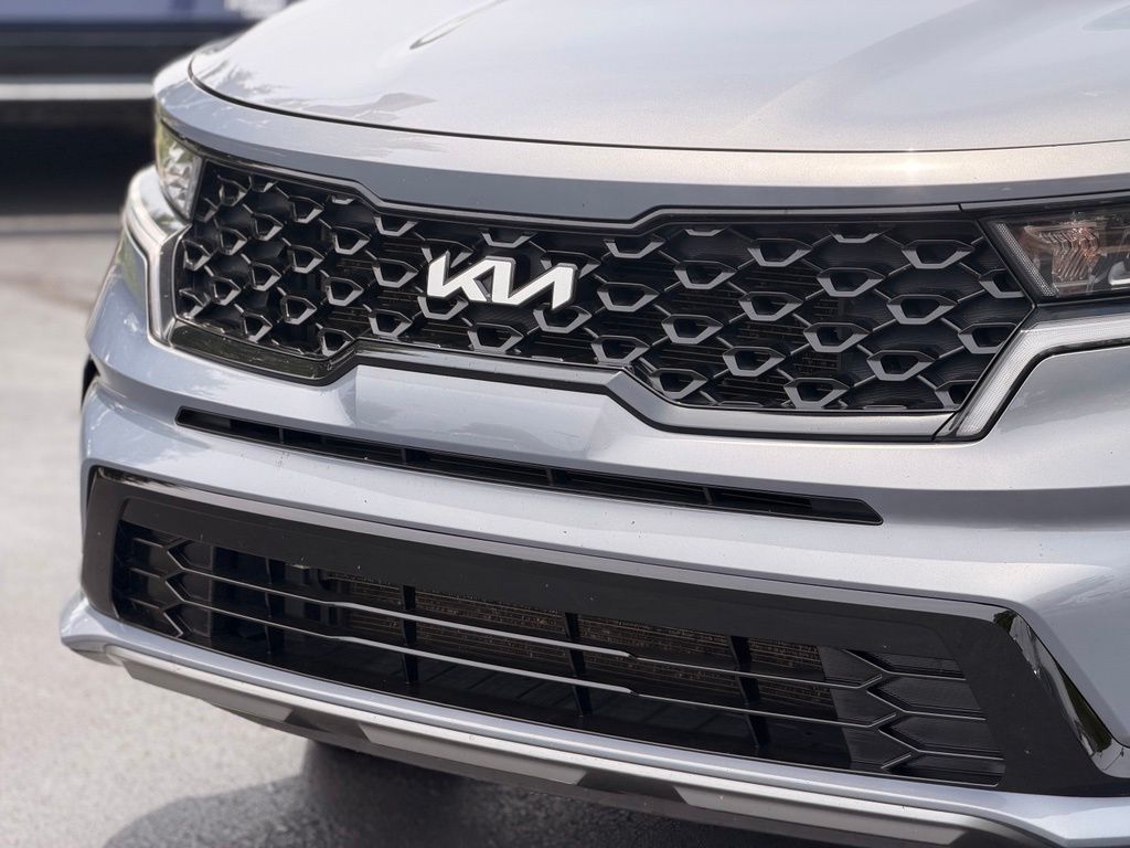 2022 Kia Sorento S Silver - Jim Hudson Acura - Image 10