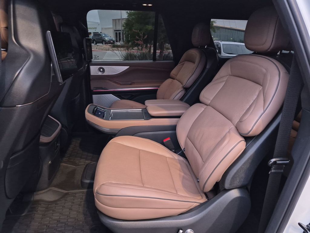 Used Car 2025 Lincoln Navigator L  Black Label For Sale Under $100,000 In Austin, Texas