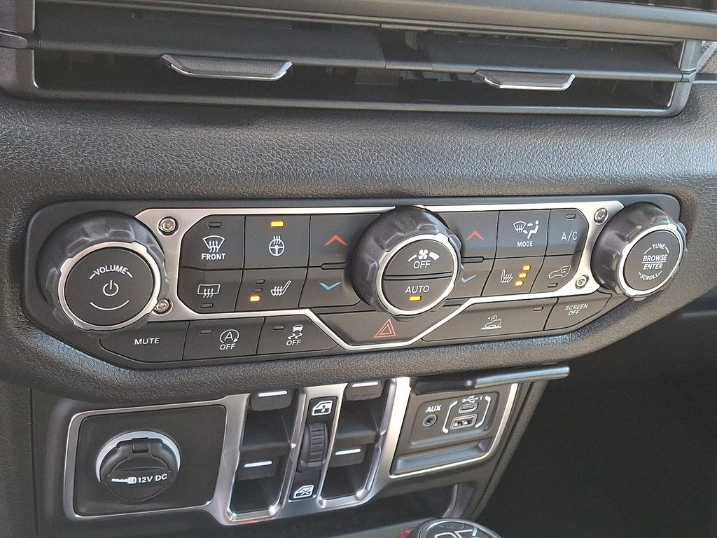 New 2026 Jeep Wrangler SUV