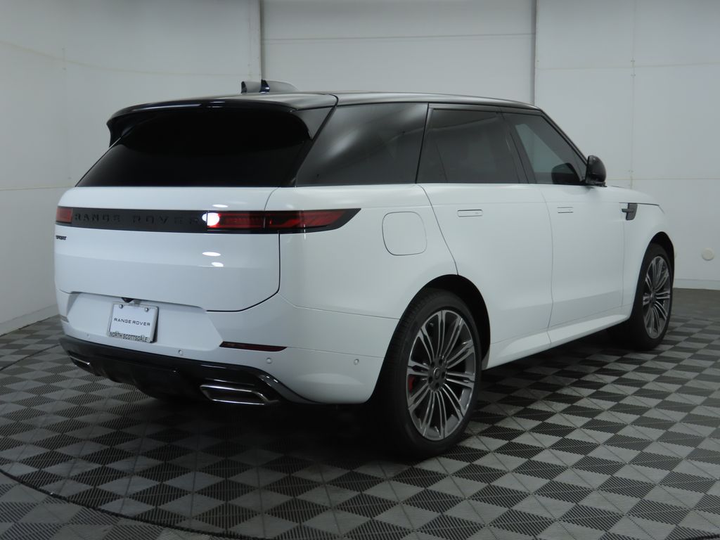 Thumbnail: 2025 Land Rover Range Rover Sport - 5