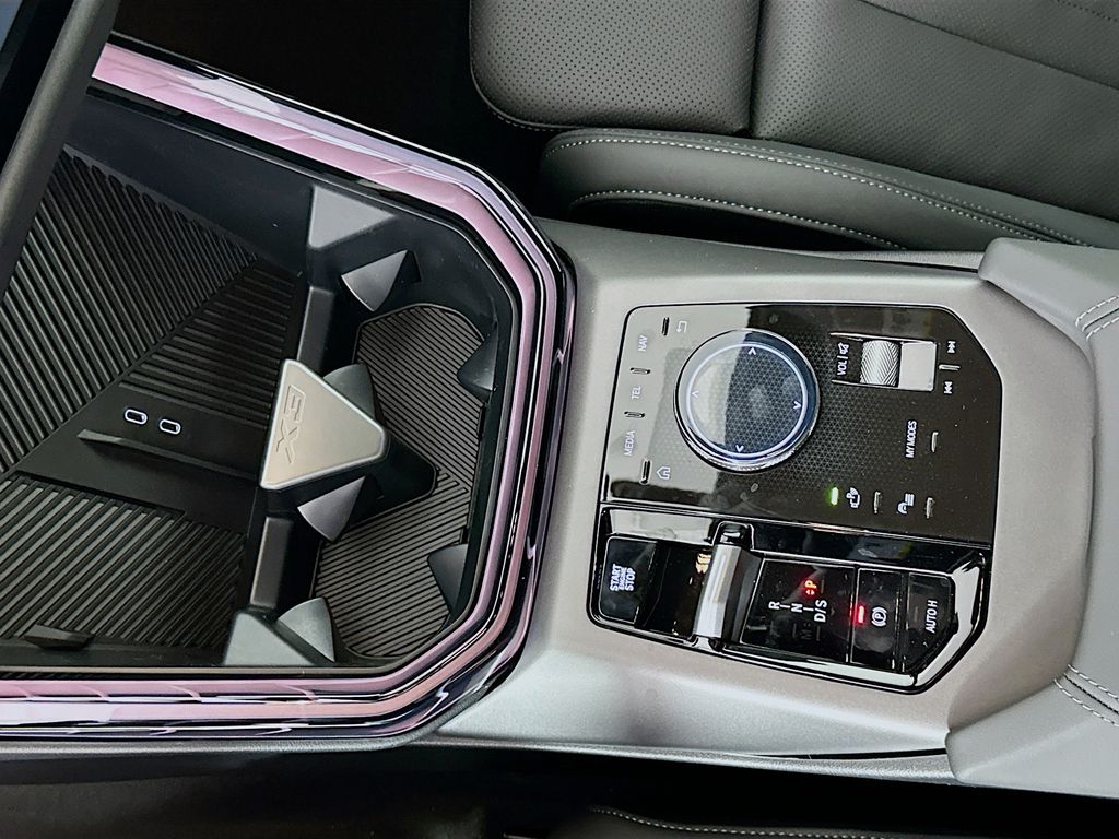 Thumbnail: 2026 BMW X3 - 15