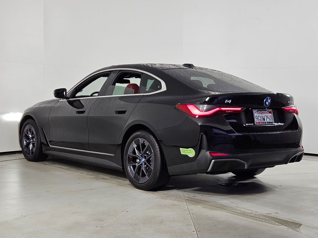 Thumbnail: 2023 BMW i4 - 9