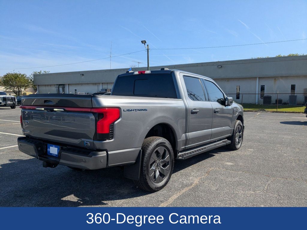 2023 Ford F-150 Lightning LARIAT