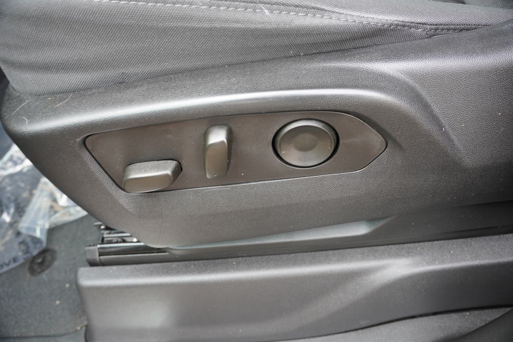 used 2022 Chevrolet Silverado 1500 car, priced at $35,473