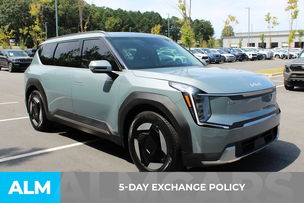 2024 Kia EV9 Wind photo 2