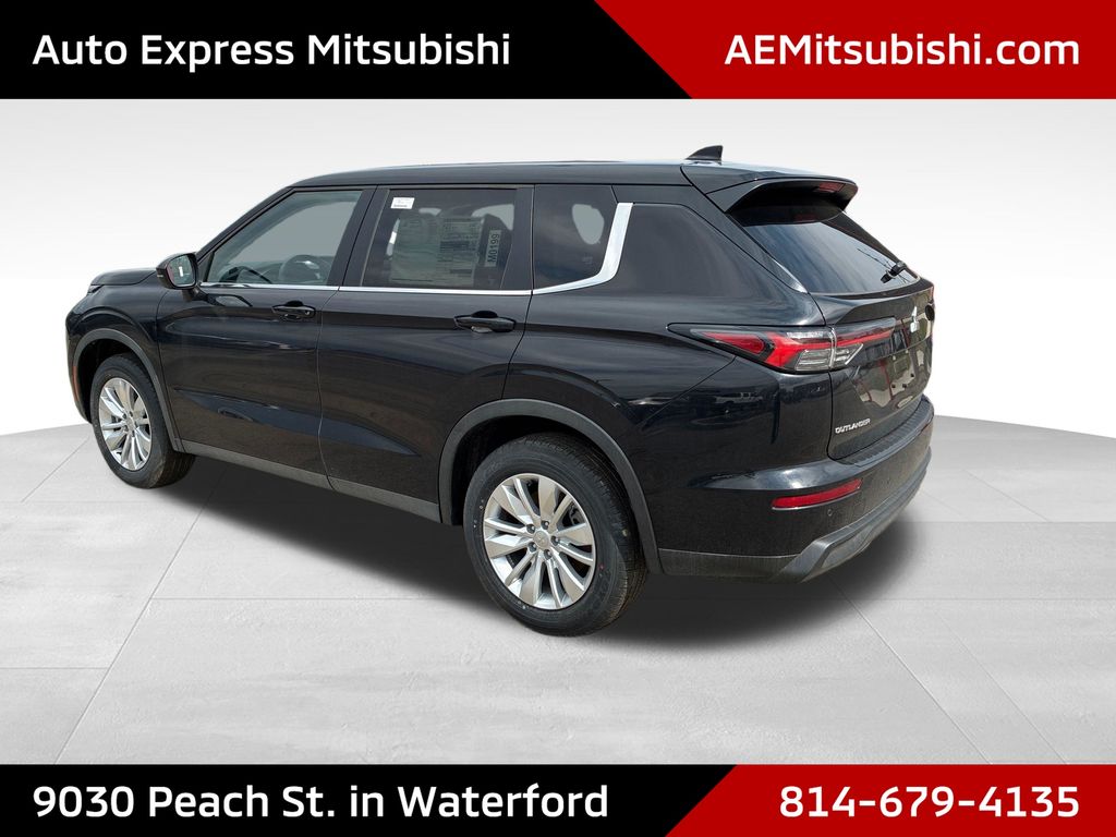 2026 Mitsubishi Outlander ES Black at Auto Express Mitsubishi