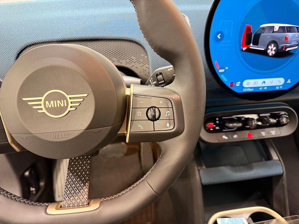 Thumbnail: 2025 MINI Cooper Countryman - 14