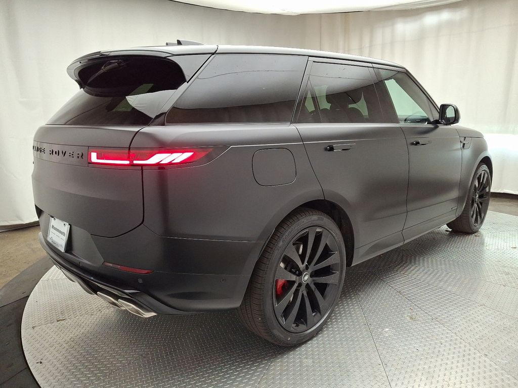 2025 Land Rover Range Rover Sport Supercharged 3