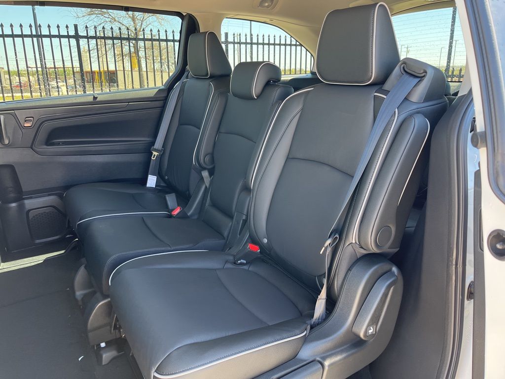 Thumbnail: 2026 Honda Odyssey - 14