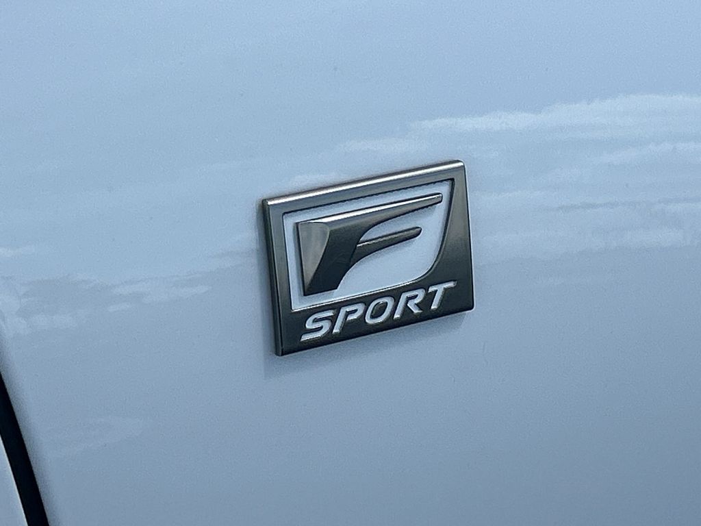 Thumbnail: 2023 Lexus ES - 11