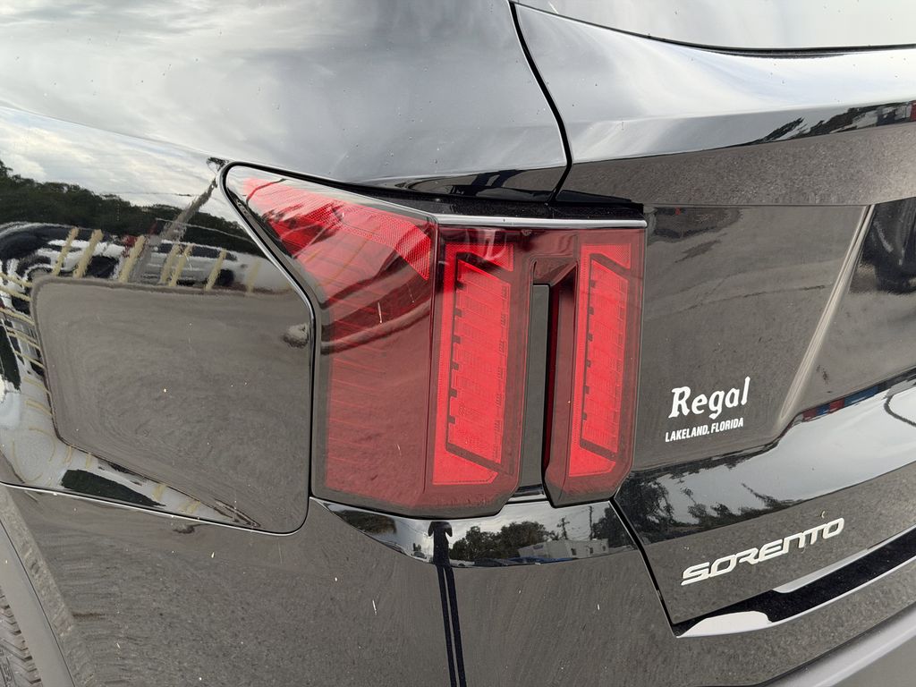 new 2026 Kia Sorento car, priced at $28,732