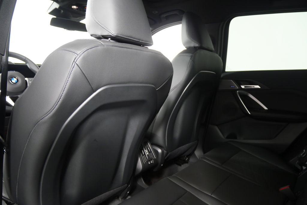 Thumbnail: 2026 BMW X1 - 16