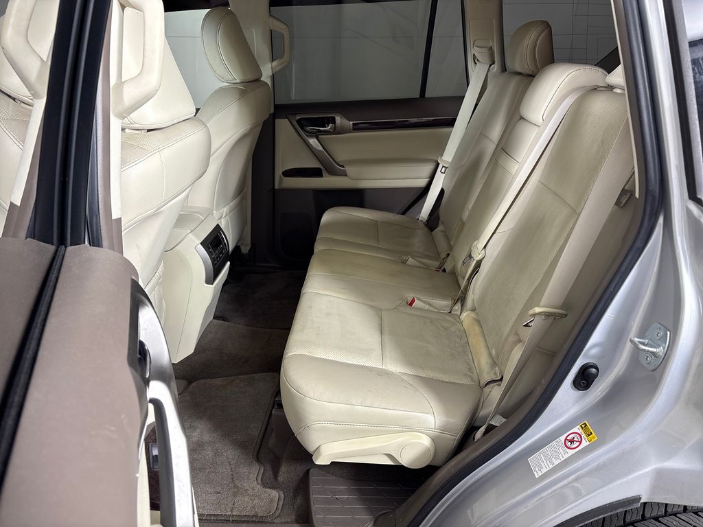 Used 2016 Silver Lexus 460 image 31