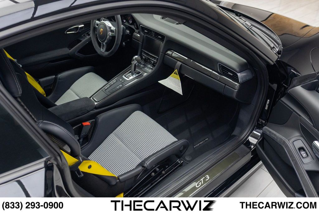 2015 Porsche 911