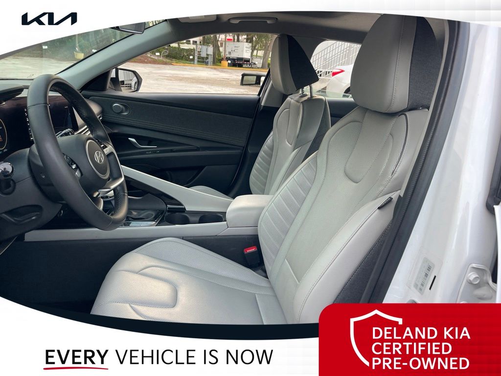 Used 2024 Hyundai Elantra Sedan