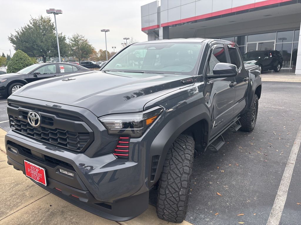 2025 Toyota Tacoma TRD Sport photo 2