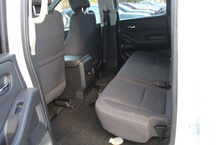 Used Car 2022 Nissan Frontier  Crew Pickup Sv Rear Wheel Drive For Sale Under $25,000 In Georgetown, Texas