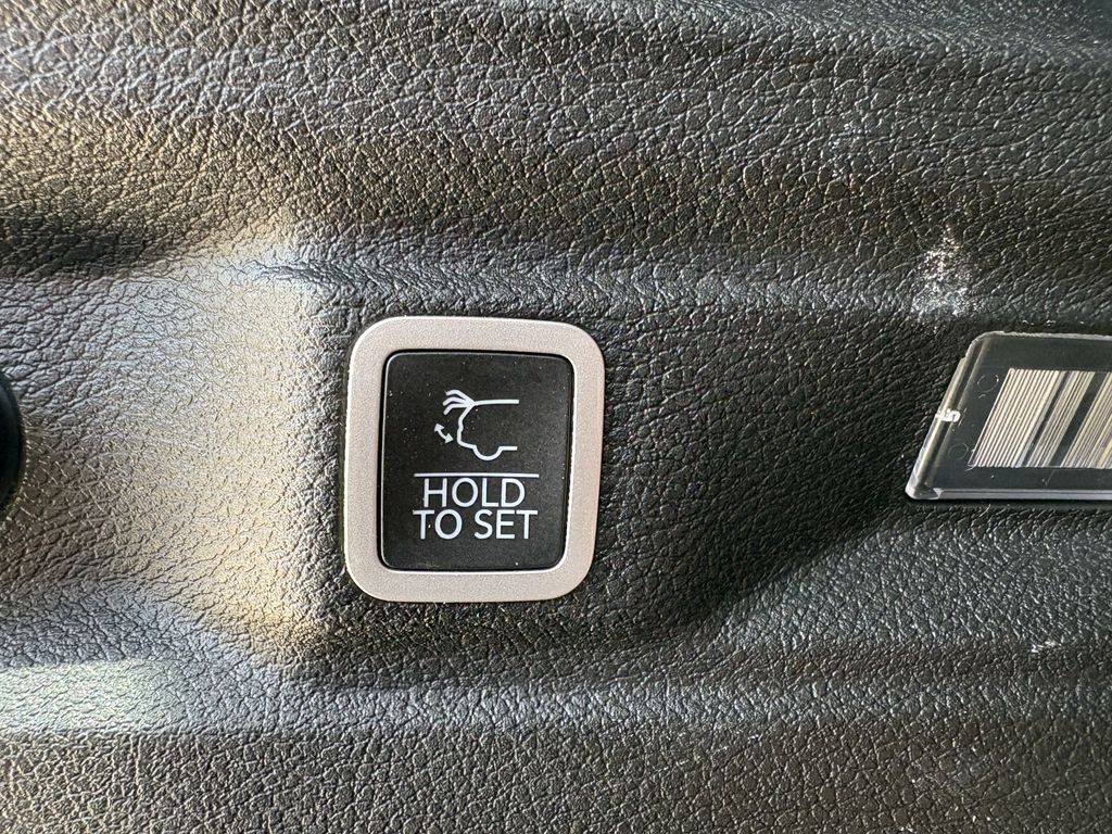 2023 Jeep Grand Cherokee L Altitude Black at Wharton Ford