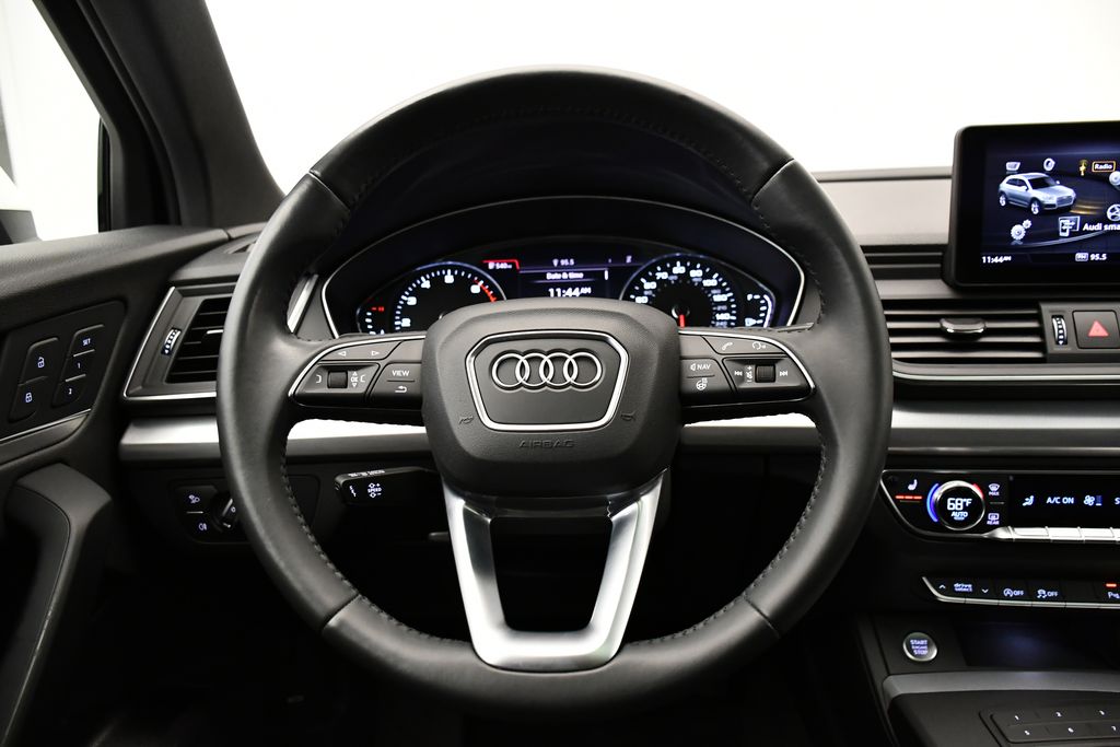 Thumbnail: 2020 Audi Q5 - 22