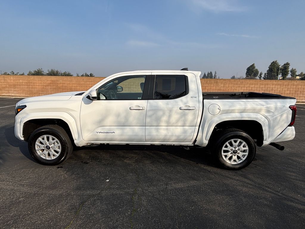 Thumbnail: 2024 Toyota Tacoma - 8