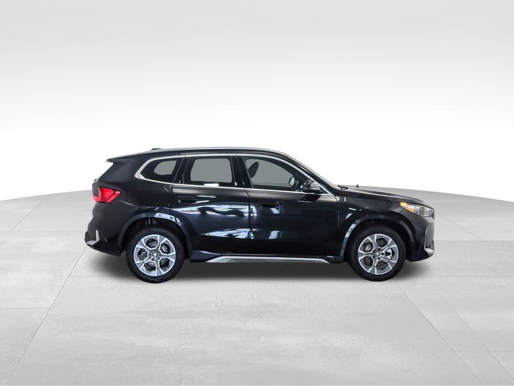 Thumbnail: 2025 BMW X1 - 6