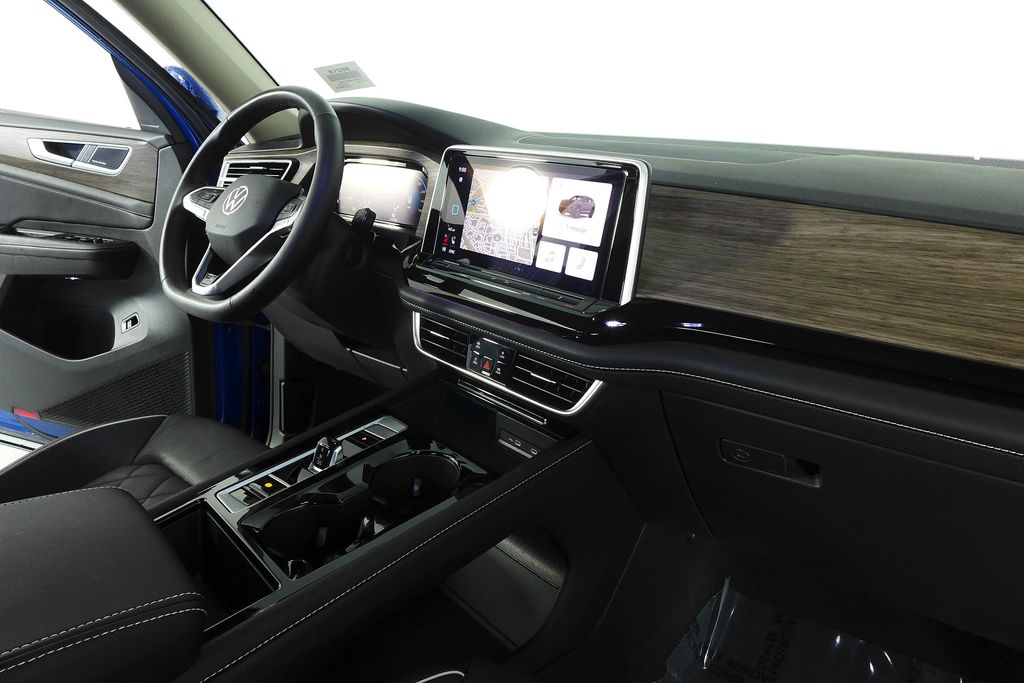 Thumbnail: 2025 Volkswagen Atlas - 14