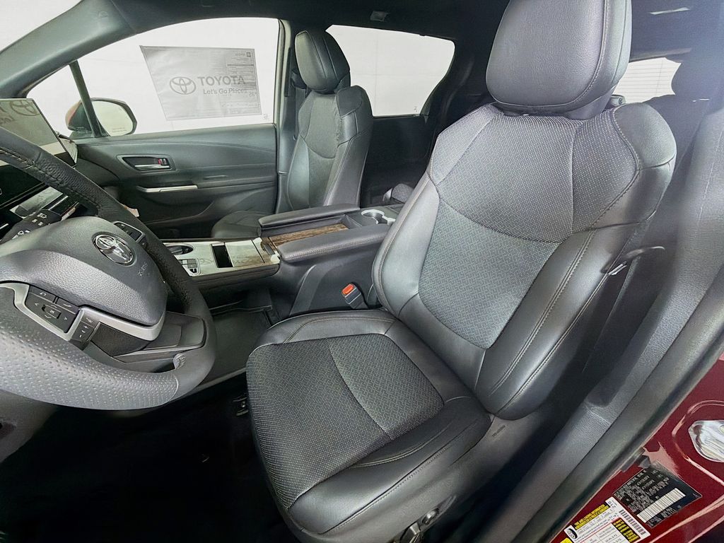 New 2026 Toyota Sienna Van