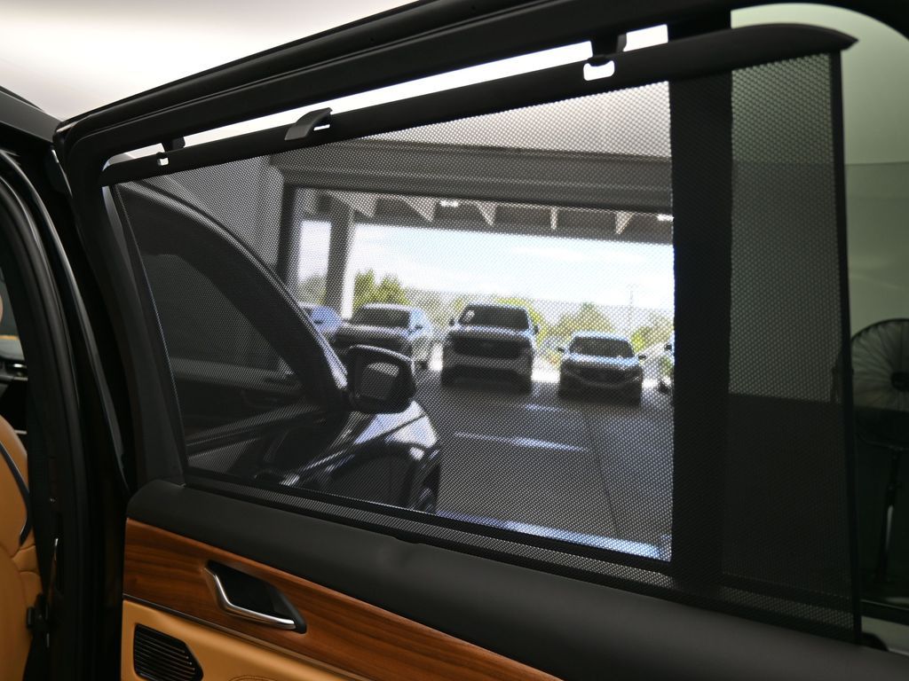 New 2025 Diamond Black Crystal Pearlcoat Jeep Summit image 48