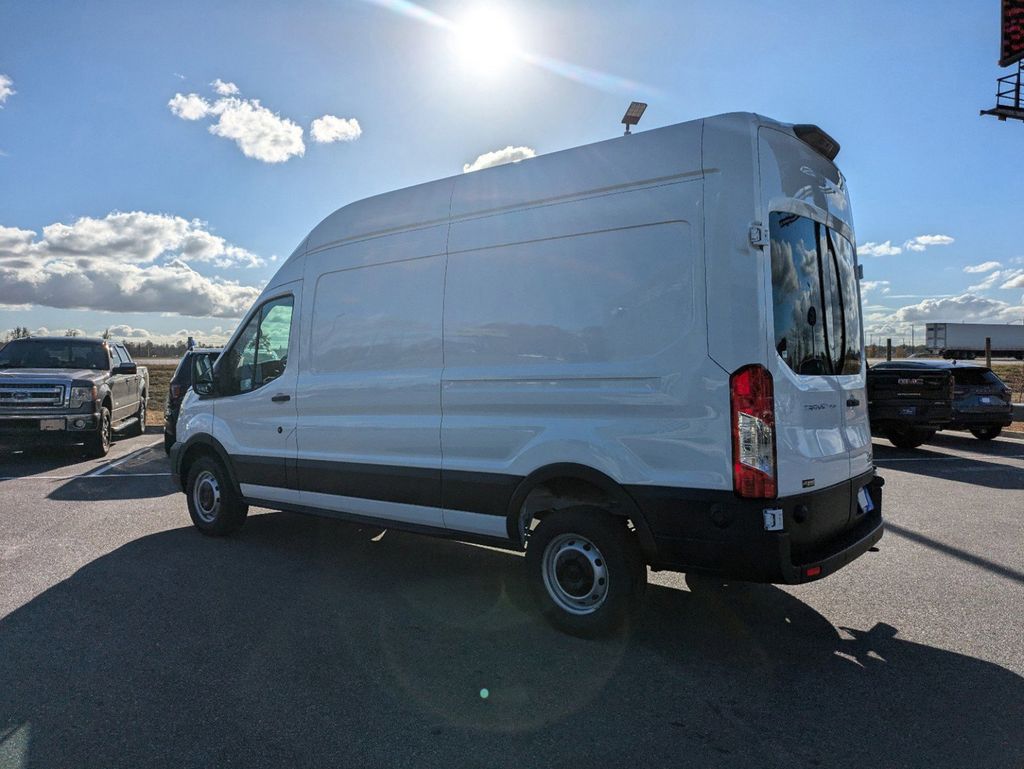 2024 Ford Transit 250