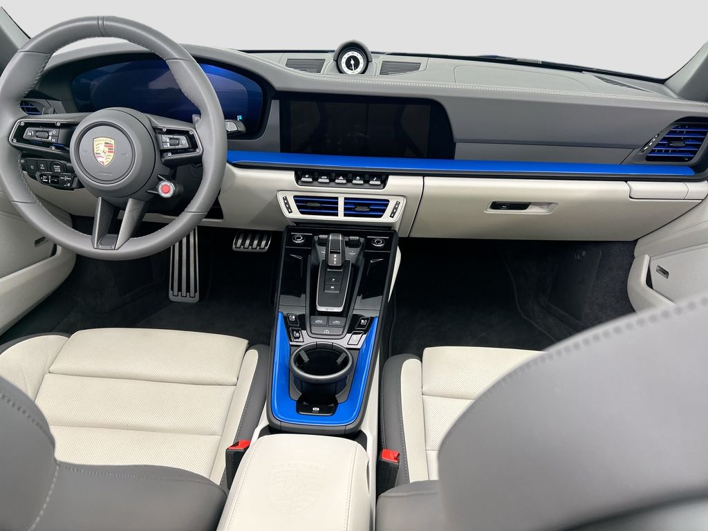 Thumbnail: 2026 Porsche 911 - 21