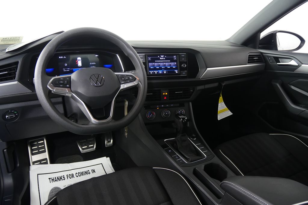Thumbnail: 2023 Volkswagen Jetta - 19